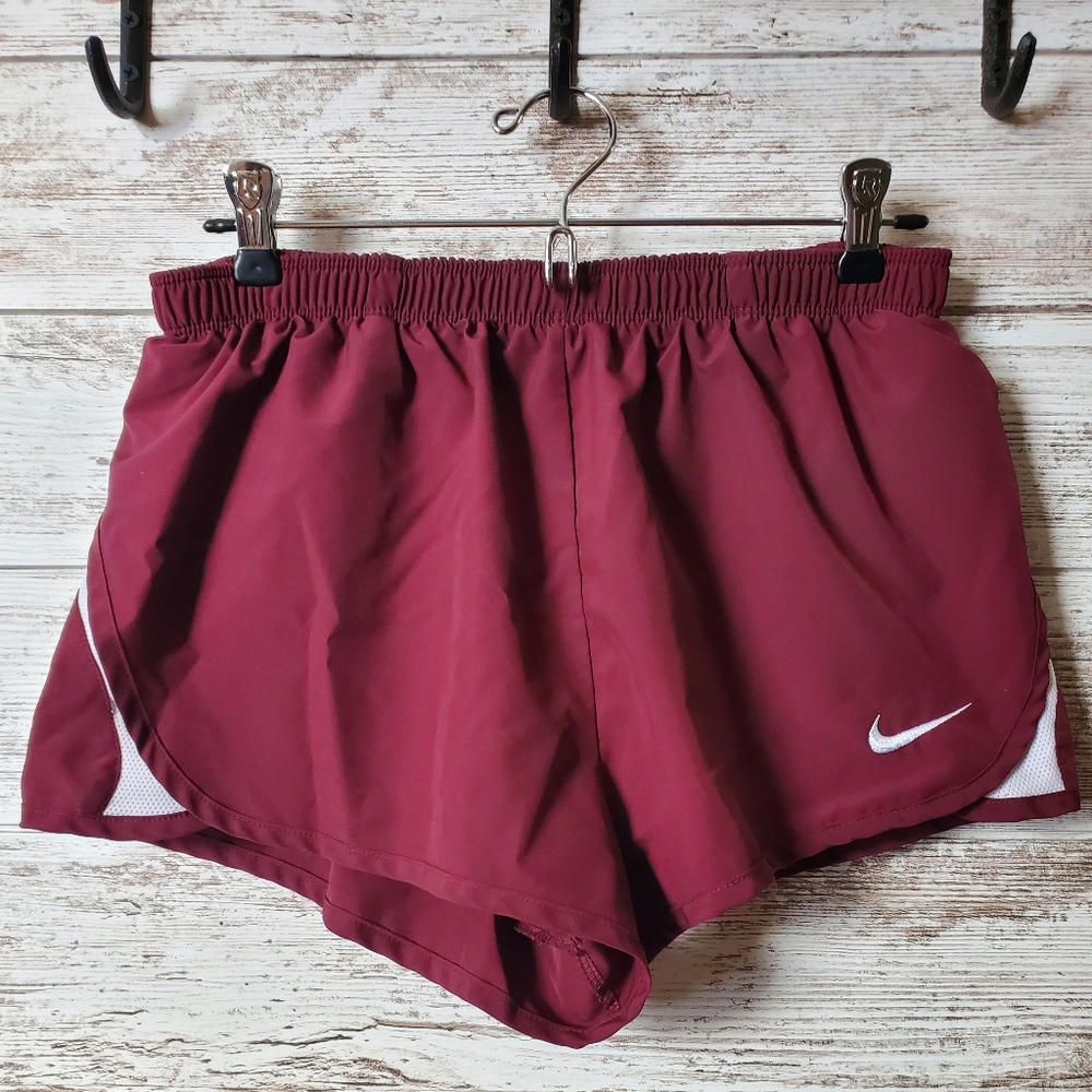 Nike Dry-Fit Tempo *Running Shorts